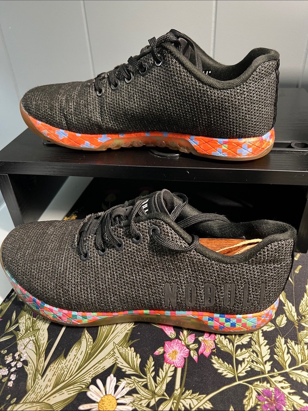 Pre-loved NOBULL Outwork Prism Trainer Sneakers Sz W 8/ M 7.5 - Picture 4 of 14